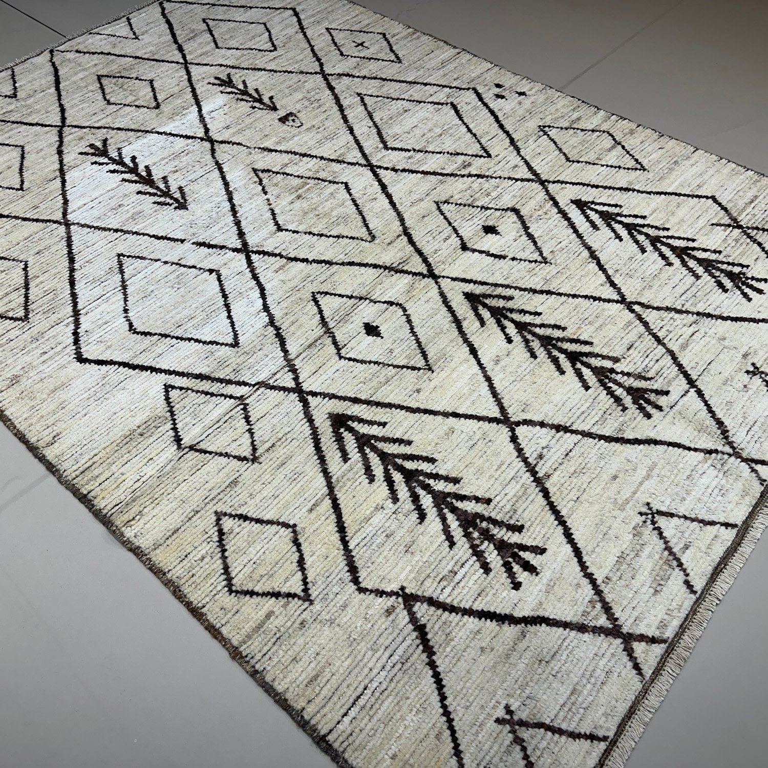 El Dokuma Bohem Natural Yün Fas Halısı (200x270 cm) - Görsel 4