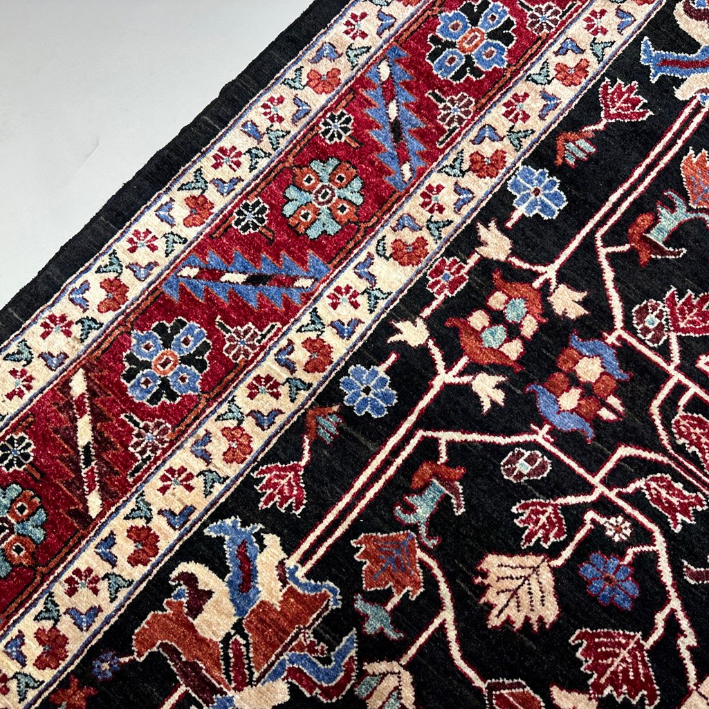 El Dokuma Heris İran Desenli Yün Halı (245x295 cm) - Görsel 8