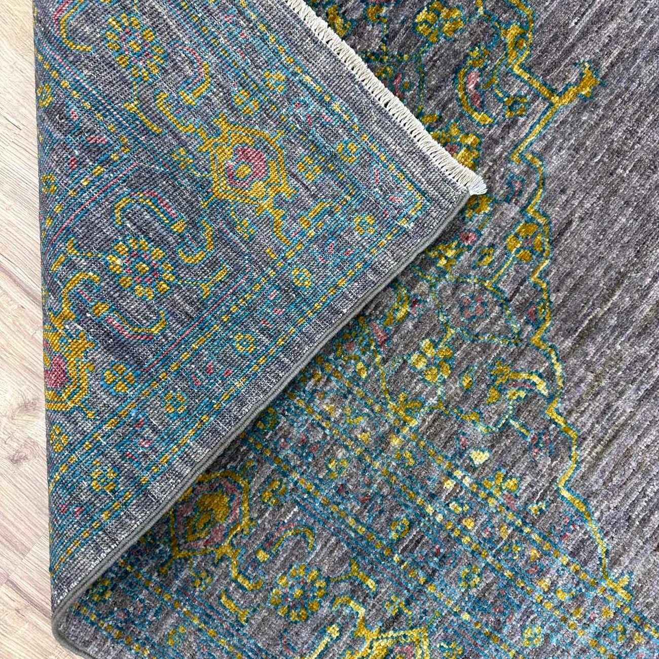 El Dokuma Modern Madalyon Sultani Yün Halı (175x230 cm) - Görsel 5