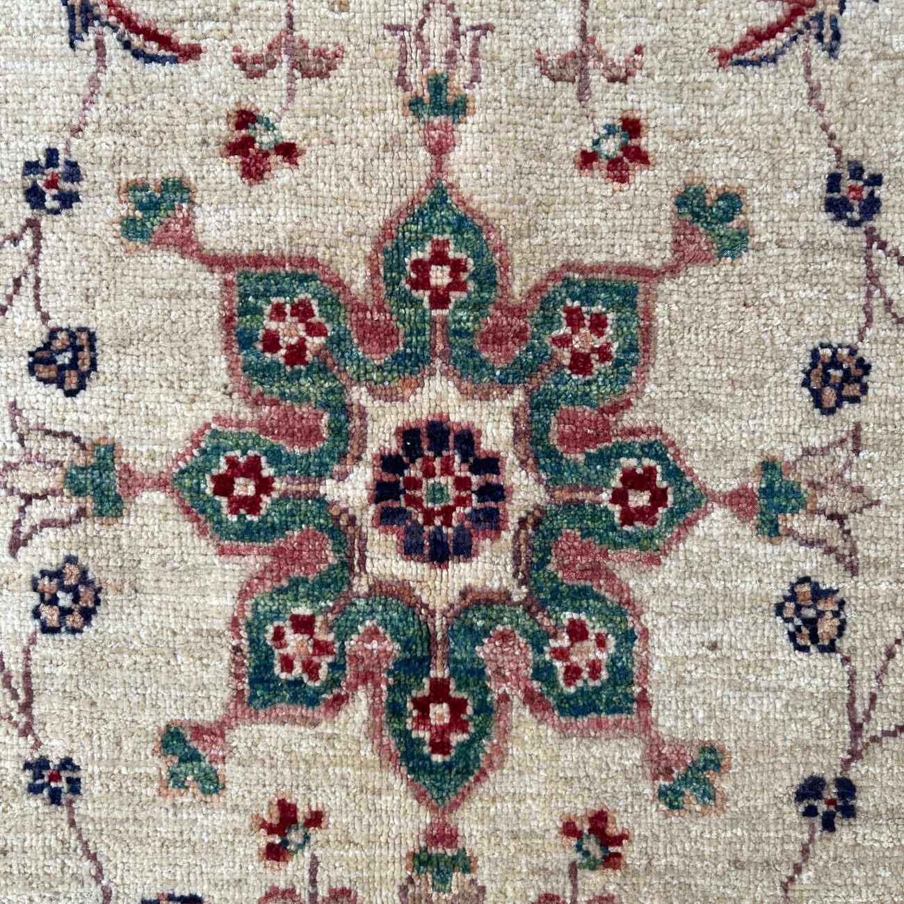 El Dokuma Bej İran Yün Halı (125x185 cm) - Görsel 2