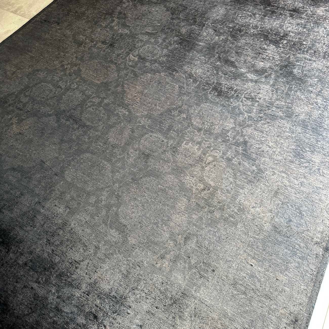 El Dokuma Siyah Overdye Yün Halı (205x295 cm) - Görsel 7
