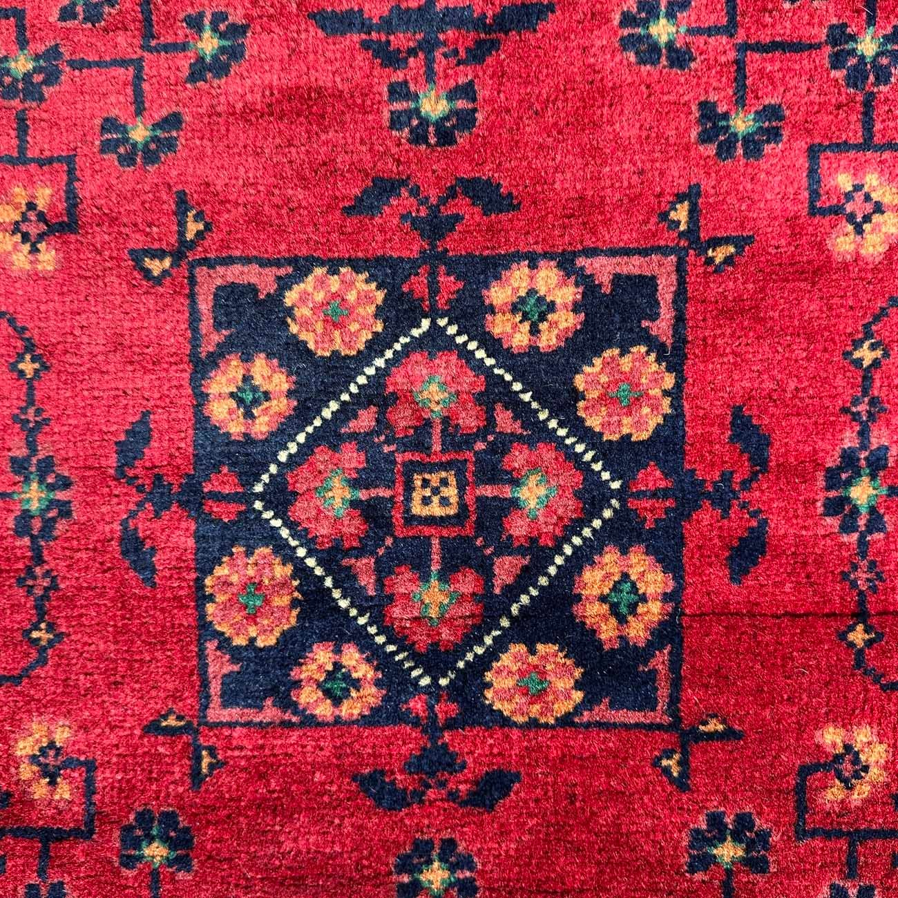 El Dokuma Kırmızı Yıldız Desenlı Türkmen Yün Halı (120x180 cm) - Görsel 2