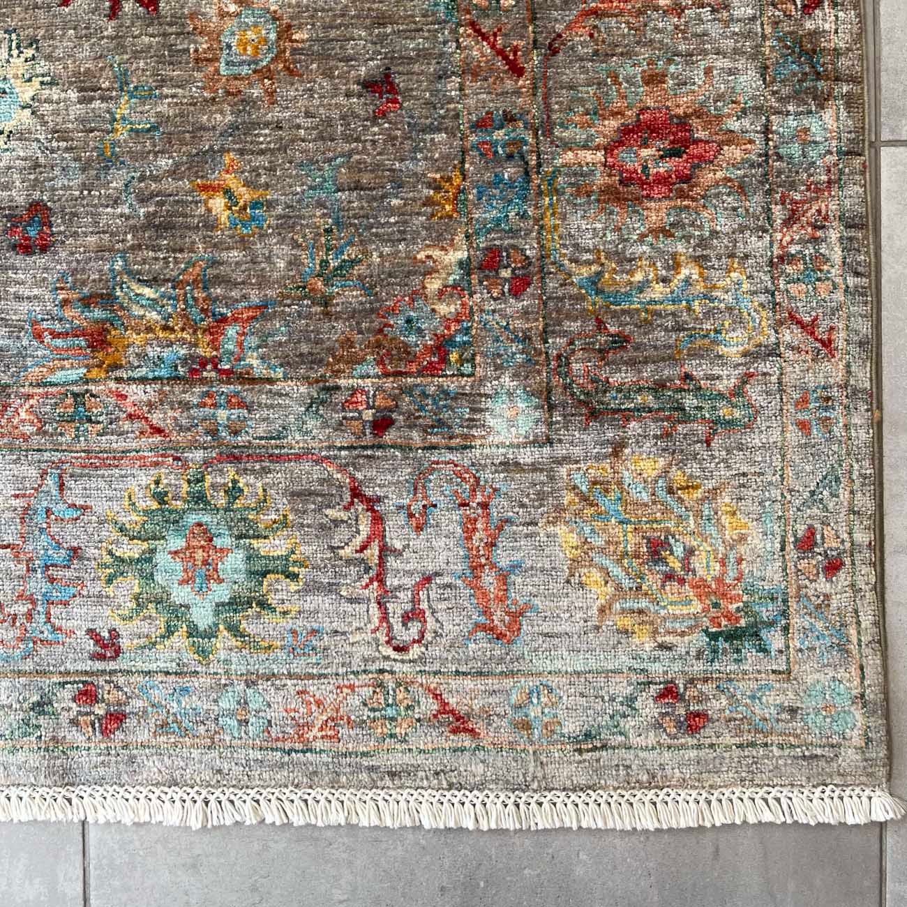 El Dokuma Gri Sultani Yün Halı (170x250 cm) - Görsel 3