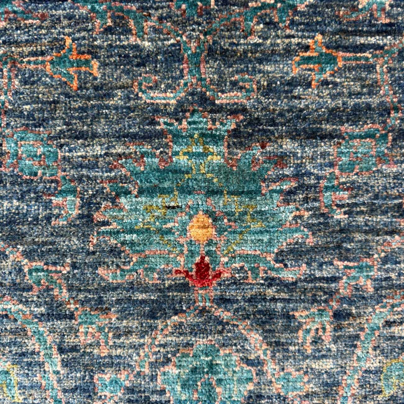 El Dokuma Mavi Sultani Yün Halı (170x240 cm) - Görsel 2