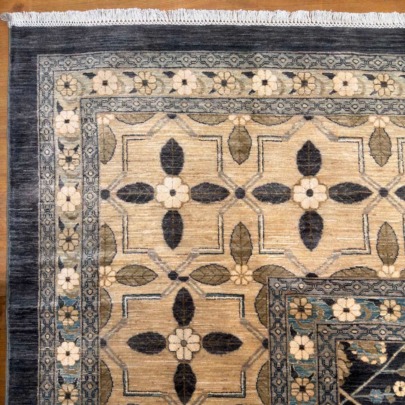 El Dokuma Premium Uşak Saray Yün Halısı (370x470 cm) - Görsel 4