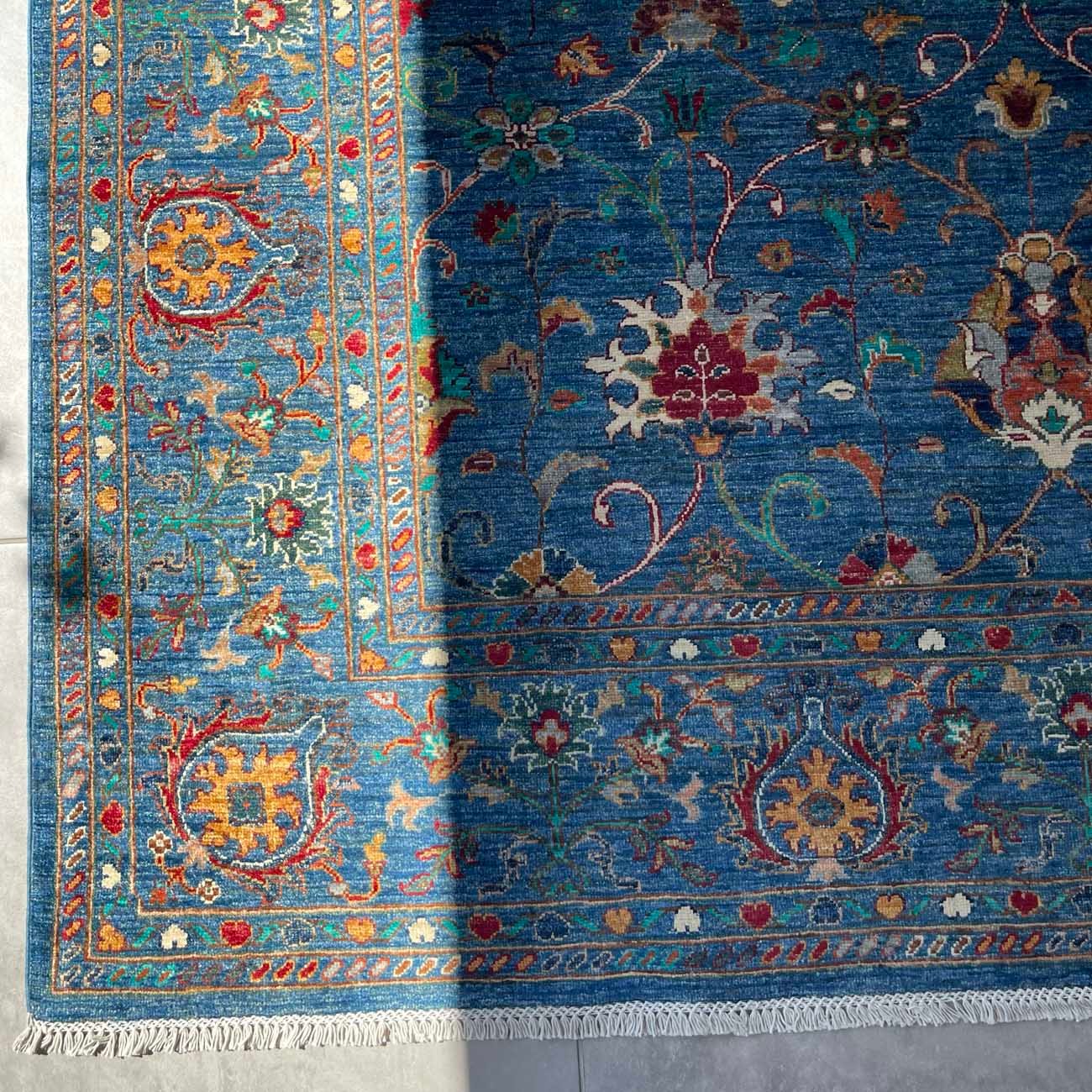 El Dokuma Mavi Sultani Yün Halı (205x300 cm) - Görsel 3