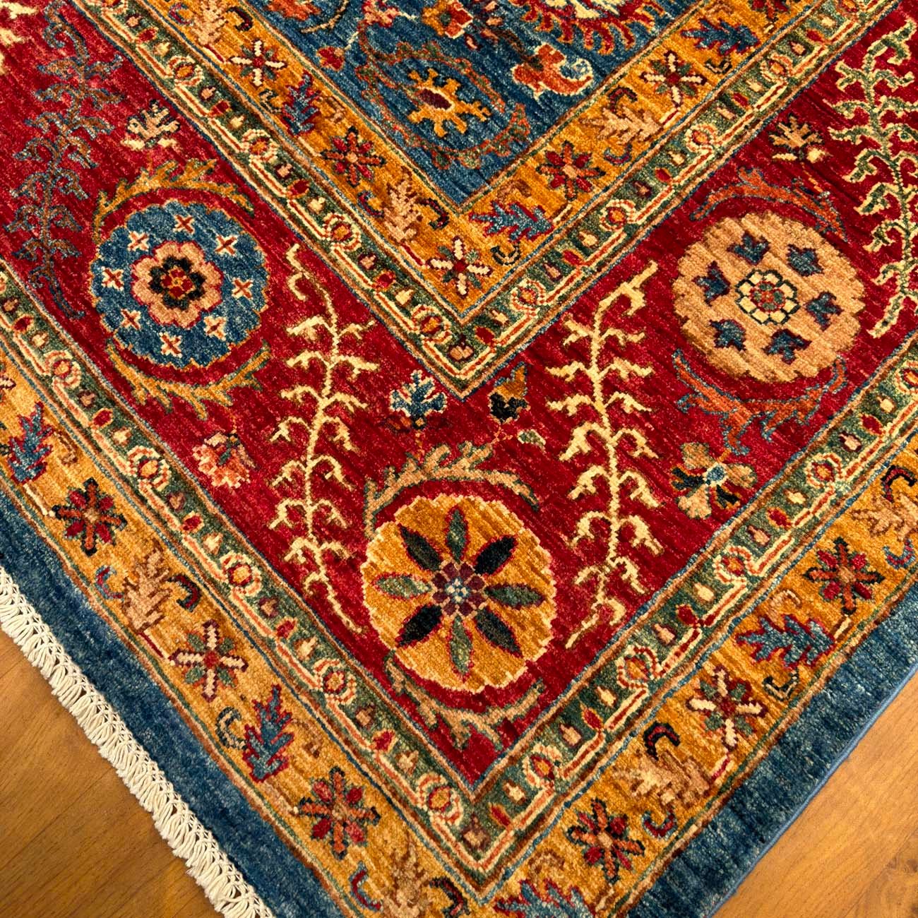 El Dokuma Mavi Floral Uşak Yün Halı (210x310 cm) - Görsel 3