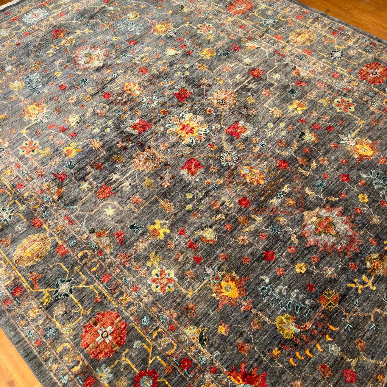 El Dokuma Gri Floral Sultani Yün Halı (215x300 cm) - Görsel 8