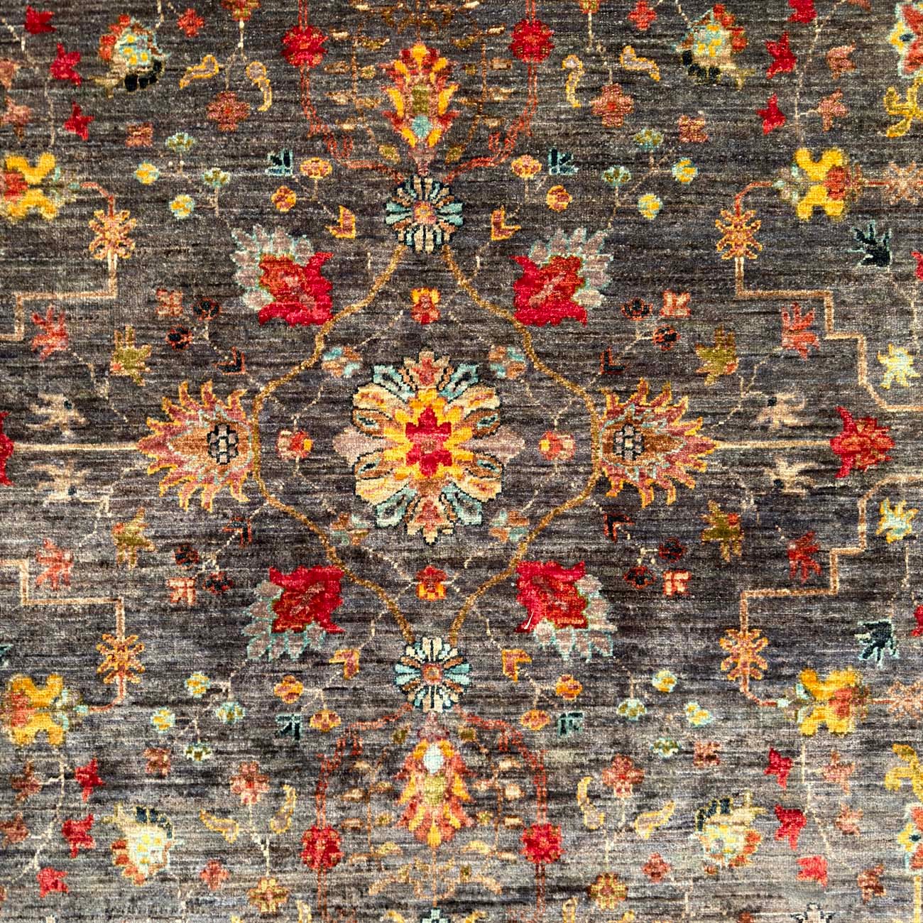 El Dokuma Gri Floral Sultani Yün Halı (215x300 cm) - Görsel 4