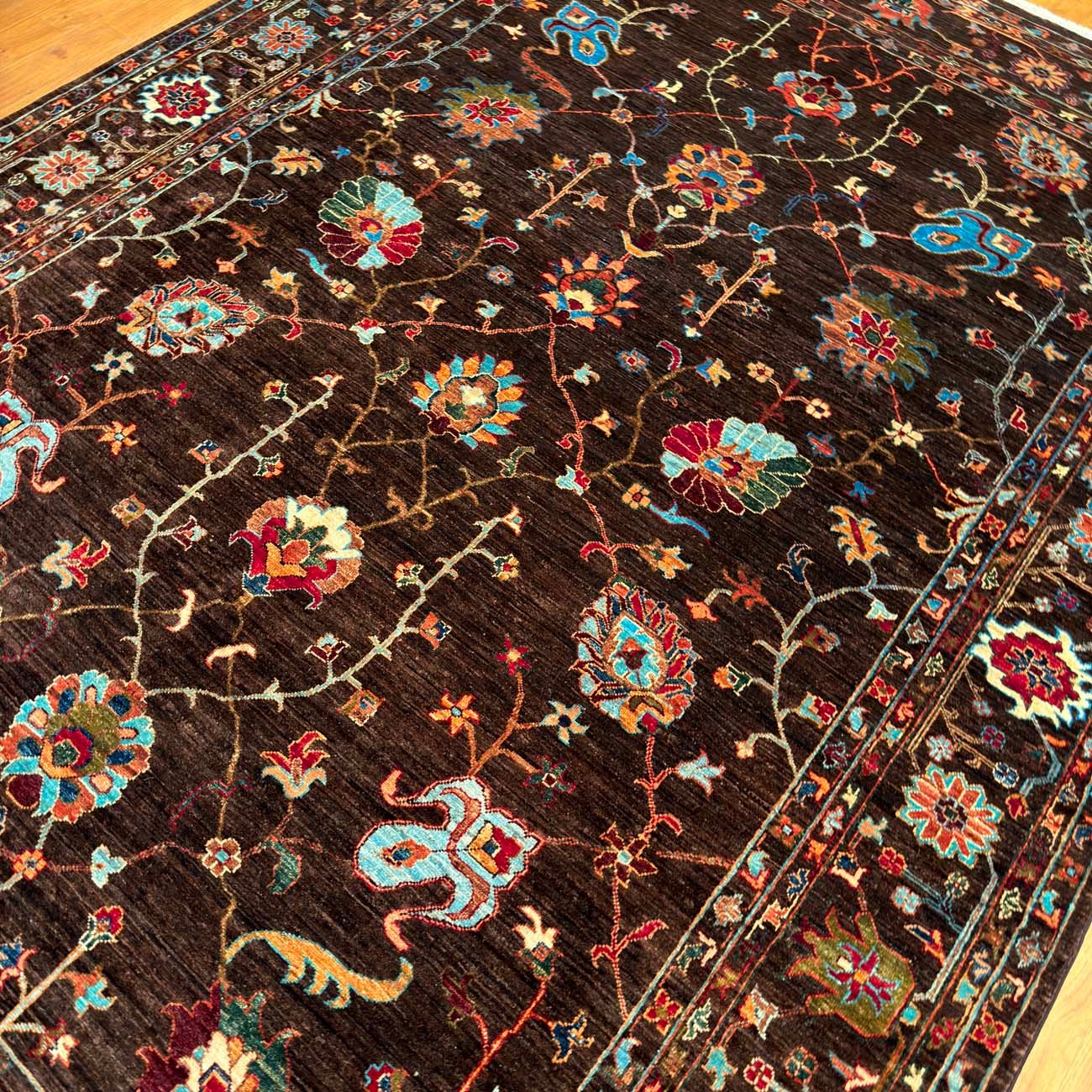 El Dokuma Kahverengi Floral Sultani Yün Halı (210x290 cm) - Görsel 8