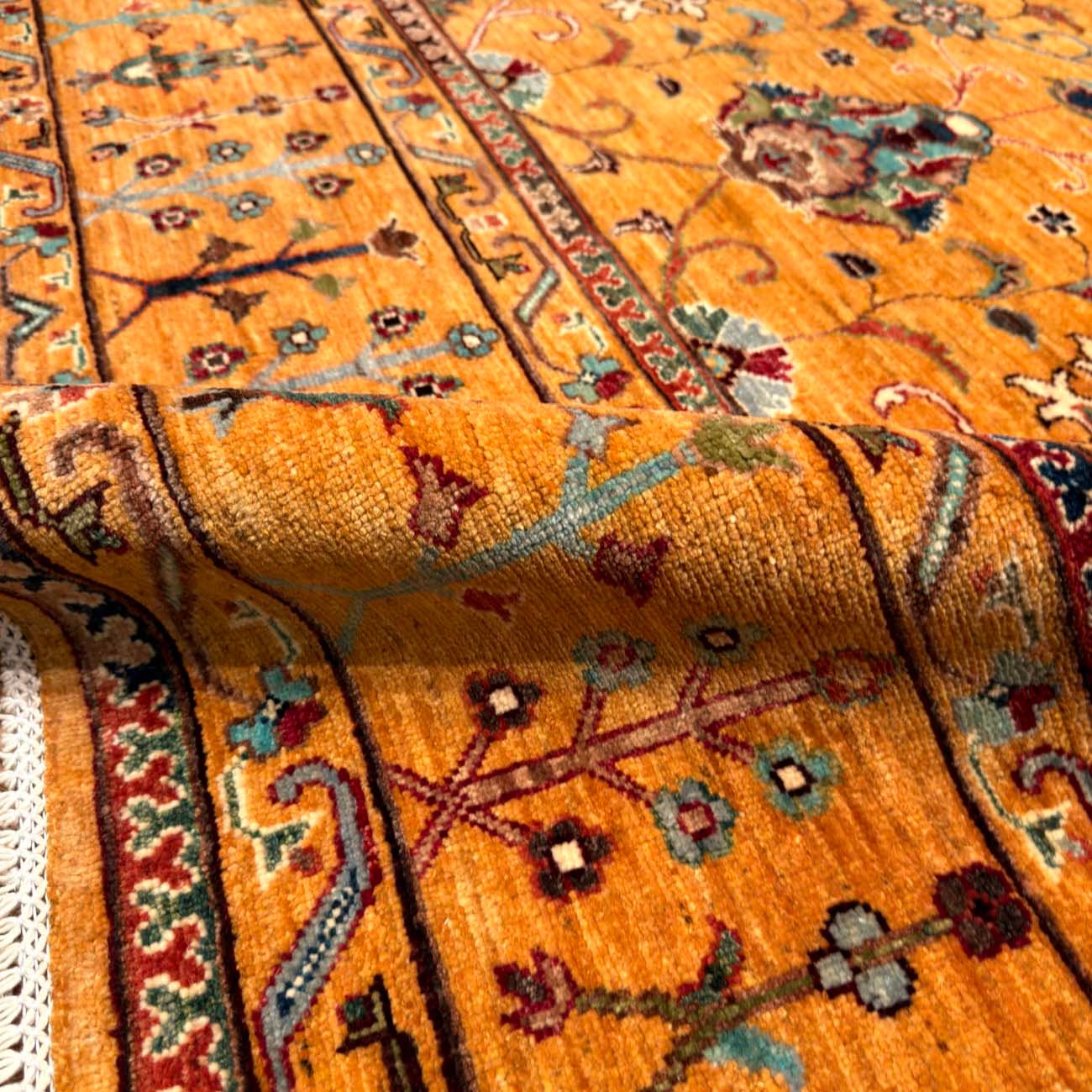El Dokuma Floral Sultani Yün Halı (210x305 cm) - Görsel 3
