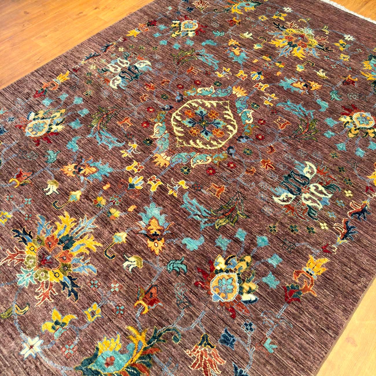 El Dokuma Kahverengi Floral Sultani Yün Halı (175x250 cm) - Görsel 8