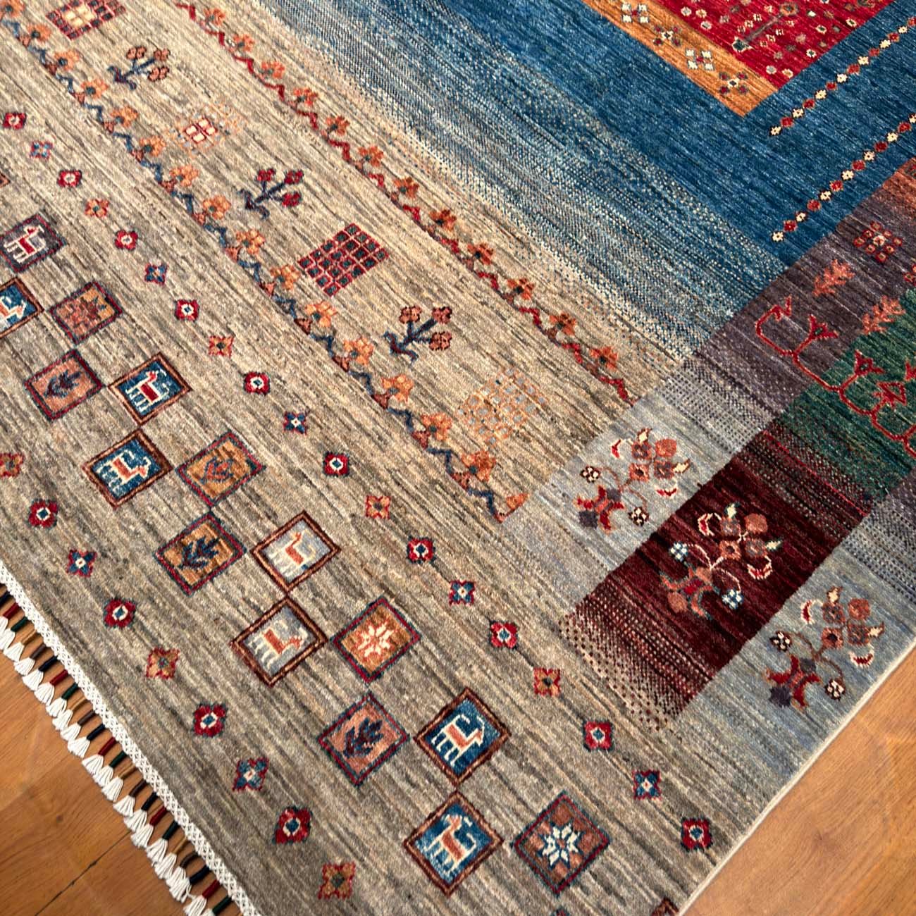 El Dokuma Figürlü Kabile Yün Halı (315x400 cm) - Görsel 5