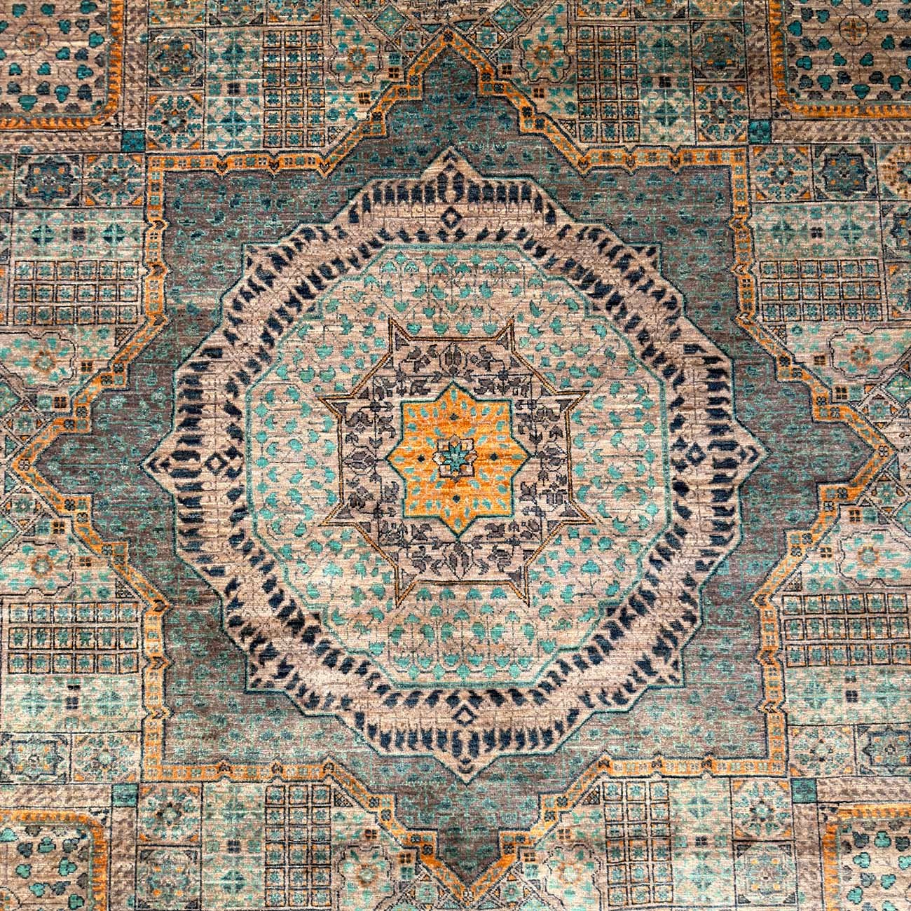 El Dokuma Premium Memlük Yün Halı (275x370 cm) - Görsel 2