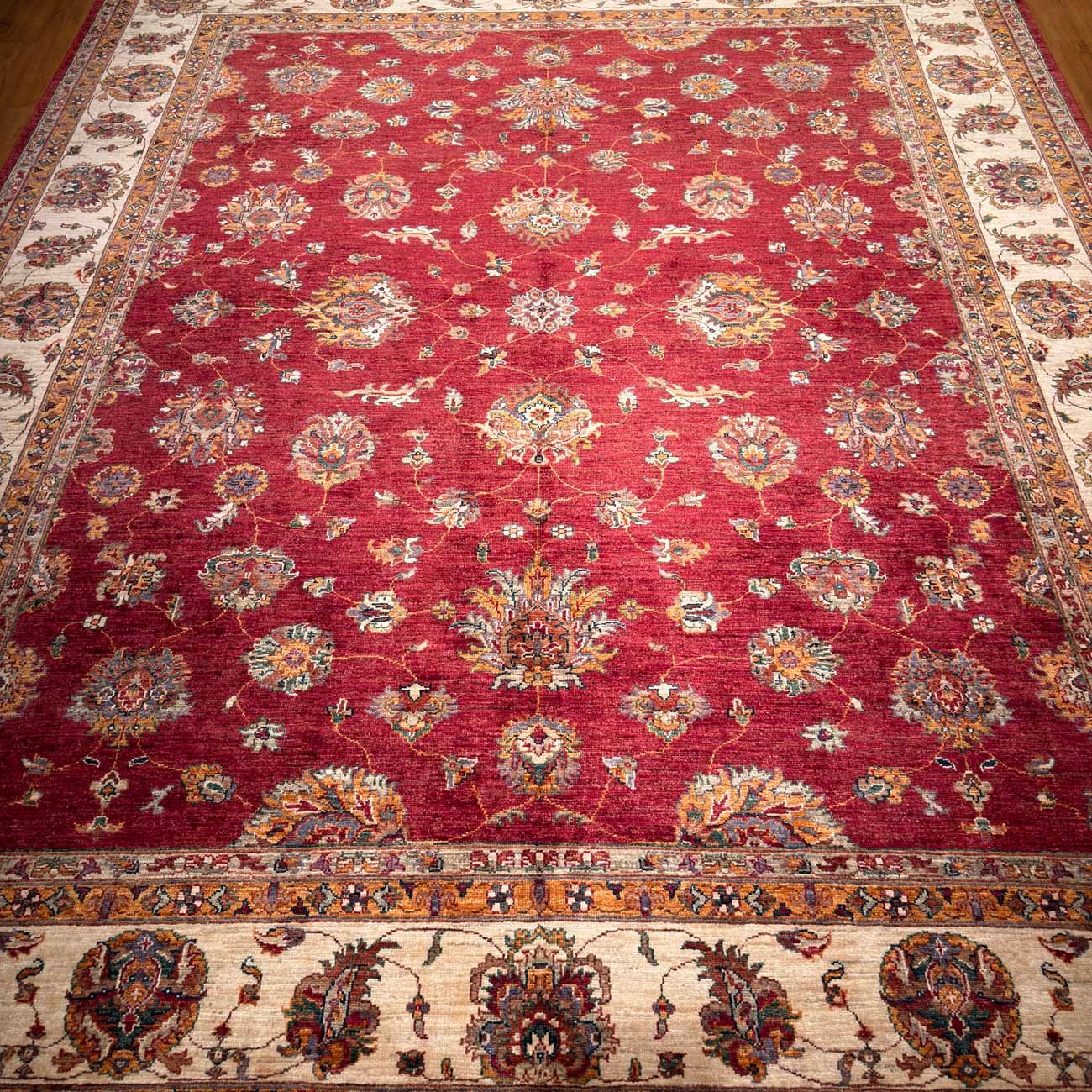 El Dokuma Kırmızı Uşak Yün Halı (255x310 cm) - Görsel 9