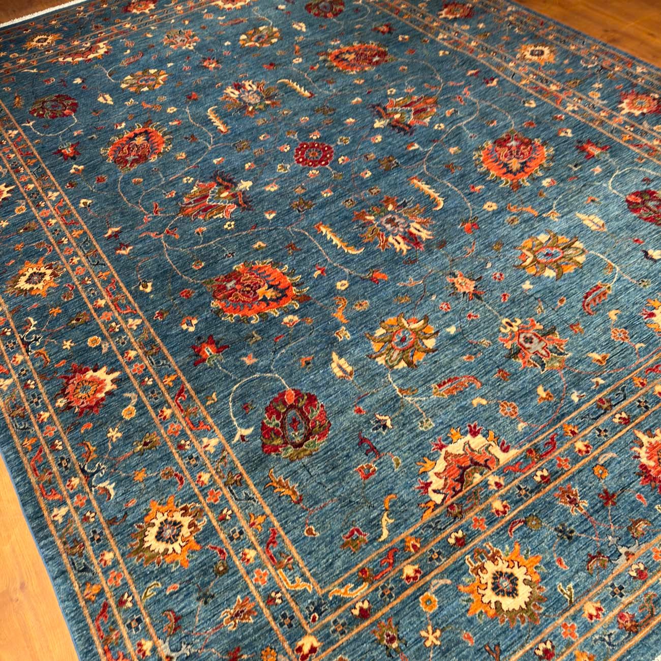 El Dokuma Mavi Sultani Yün Halı (275x370 cm) - Görsel 4