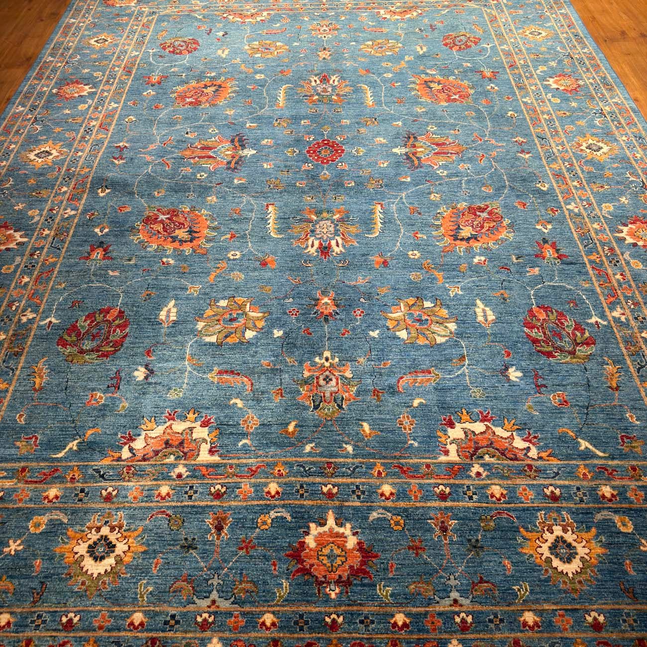 El Dokuma Mavi Sultani Yün Halı (275x370 cm) - Görsel 9