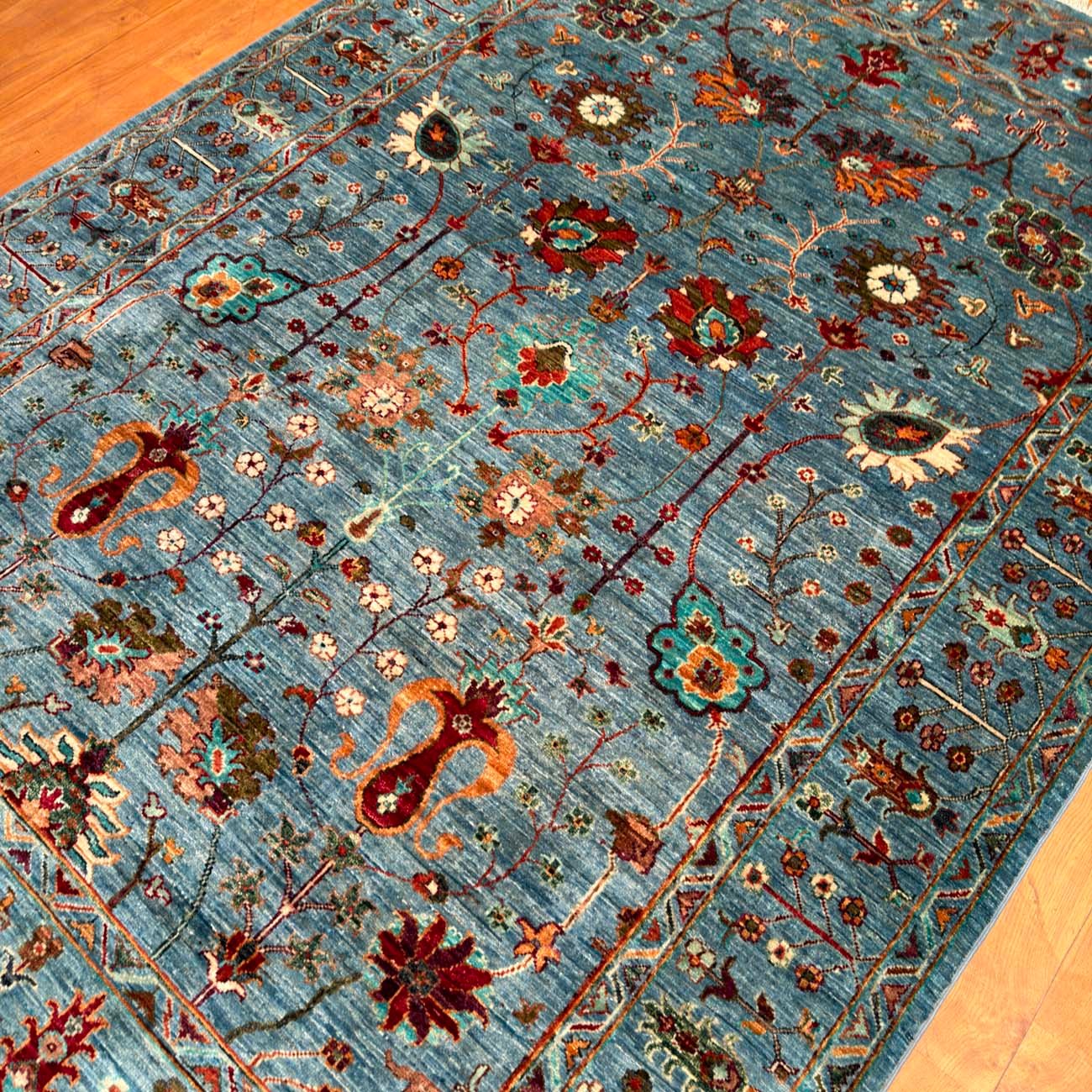 El Dokuma Mavi Sultani Yün Halı (175x245 cm) - Görsel 4