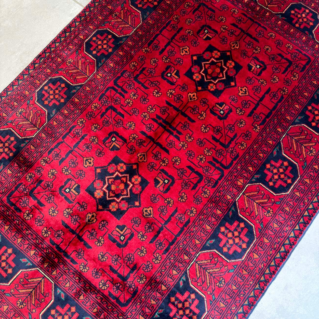 El Dokuma Kırmızı Afgan Yün Halı (100x145 cm) - Görsel 3