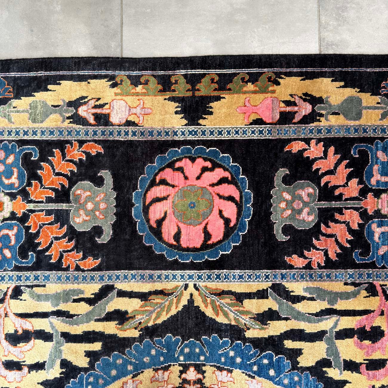 El Dokuma Bohem Suzani Yün Halı (275x360 cm) - Görsel 8